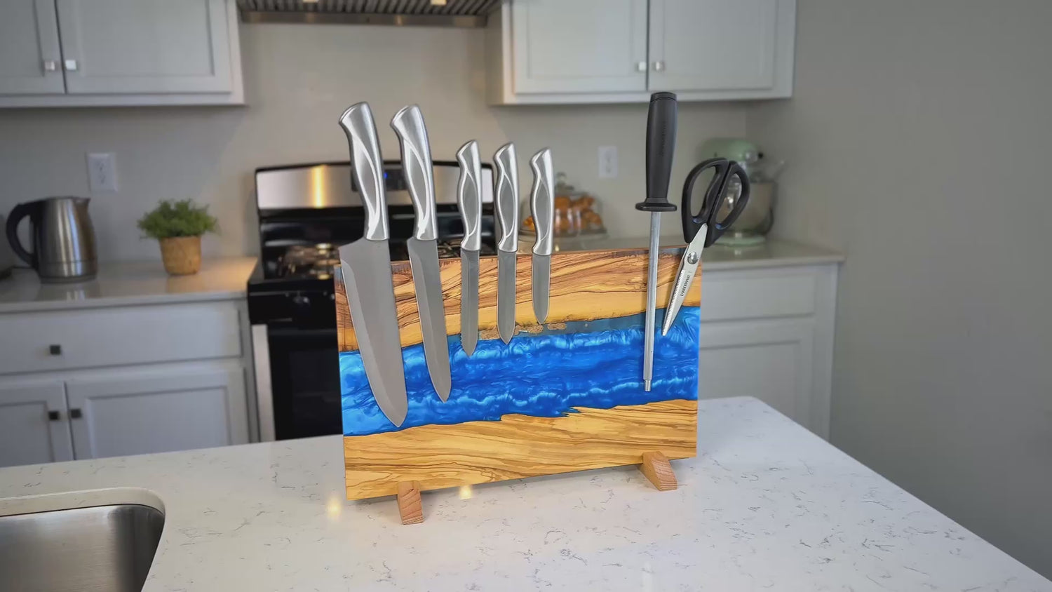 Annie & Mia Design Epoxy Resin Magnetic Knife Holder